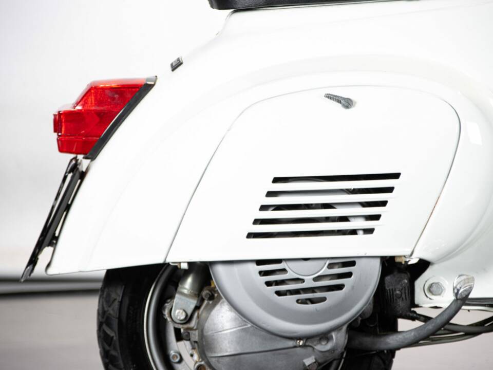 Imagen 31/50 de Piaggio Vespa 50 N Special (1979)