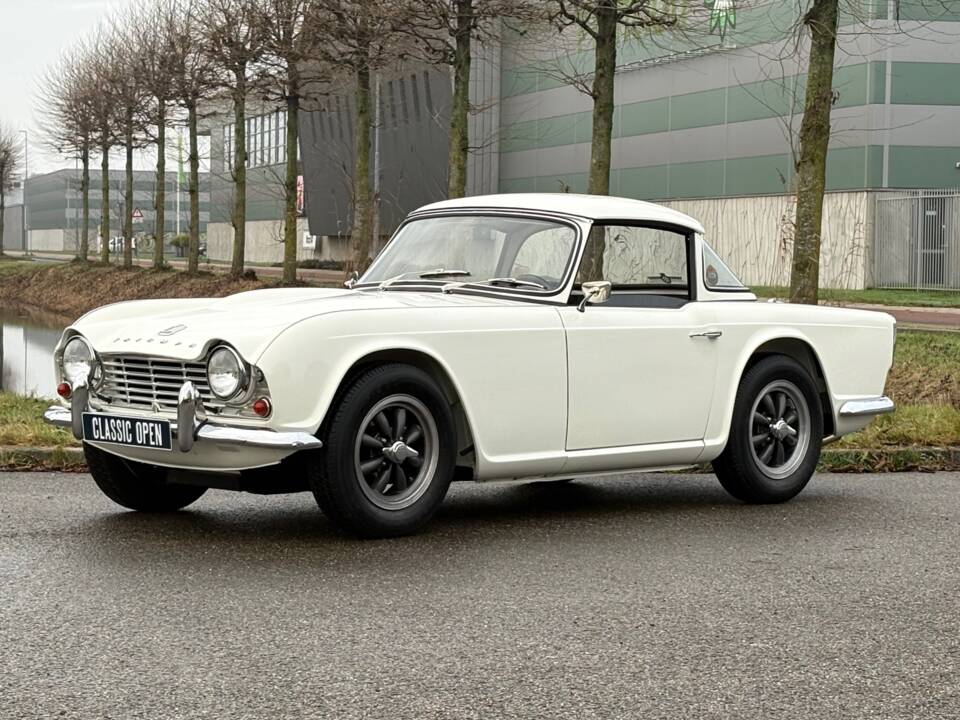 Afbeelding 24/40 van Triumph TR 4 (1963)