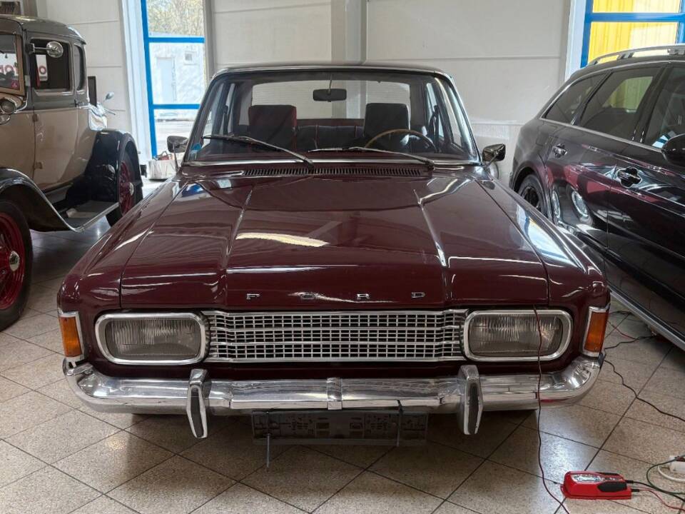 Image 2/19 of Ford 17m 1700 (1971)