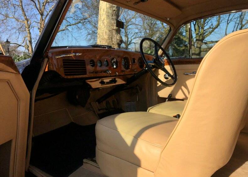 Image 27/50 of Bentley R-Type Continental (1954)