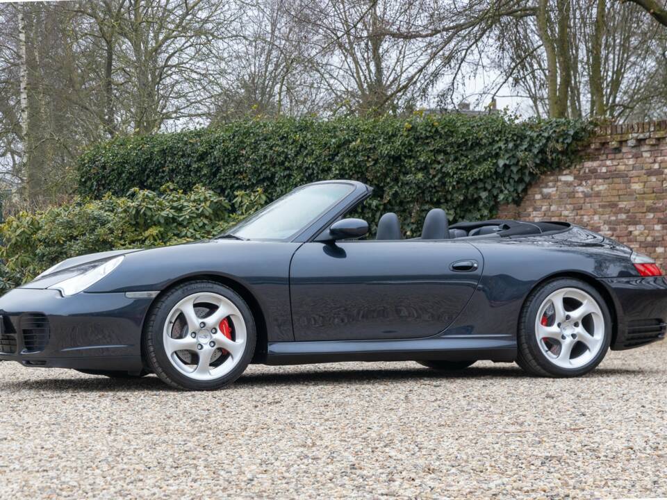 Bild 47/50 von Porsche 911 Carrera 4S (2003)
