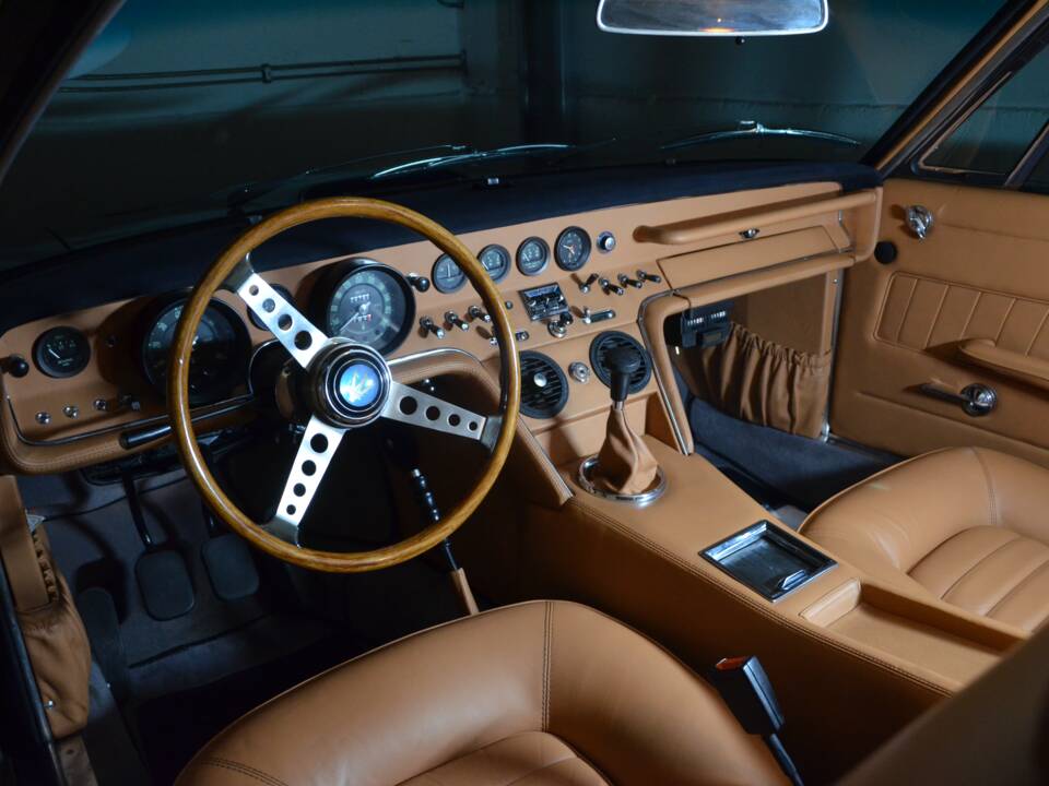Immagine 13/24 di Maserati Ghibli (1967)