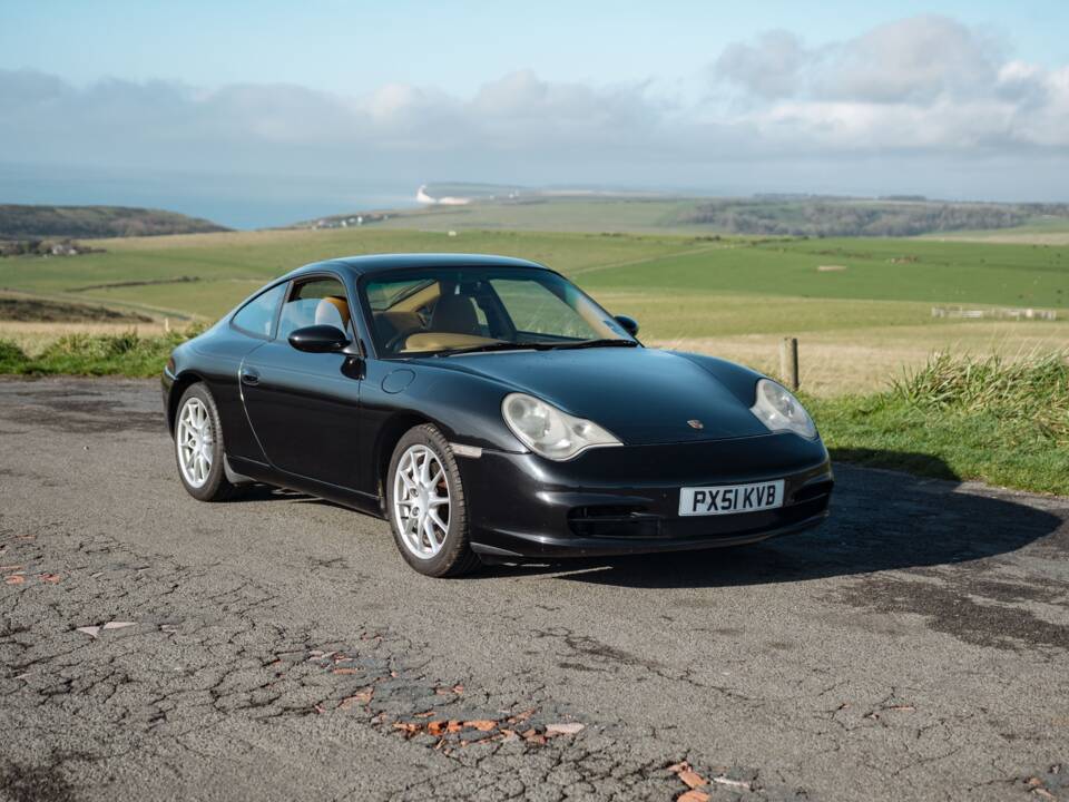 Imagen 48/50 de Porsche 911 Carrera 4 (2001)