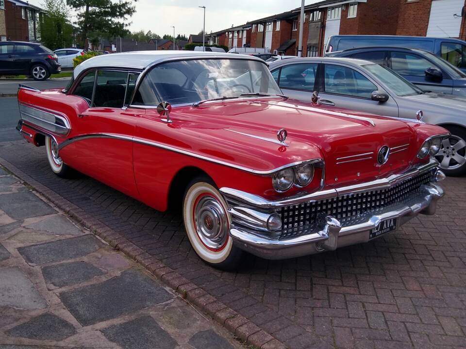 Afbeelding 7/52 van Buick Special Riviera Coupé (1958)