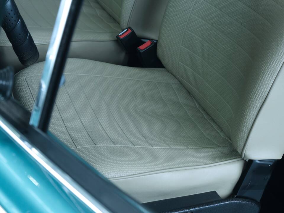 Bild 10/50 von Volkswagen Käfer 1300 (1973)