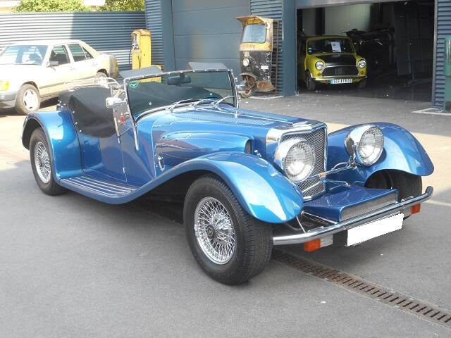 Image 4/27 of Panther J 72 (1980)