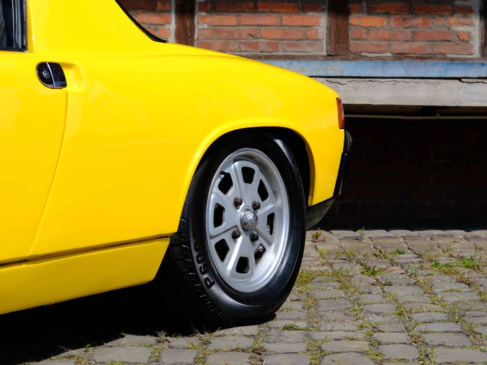 Image 32/88 of Porsche 914/4  2.0 (1976)