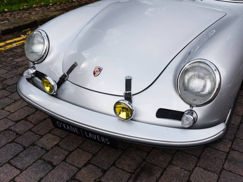 Image 17/48 of Porsche 356 C 1600 (1964)