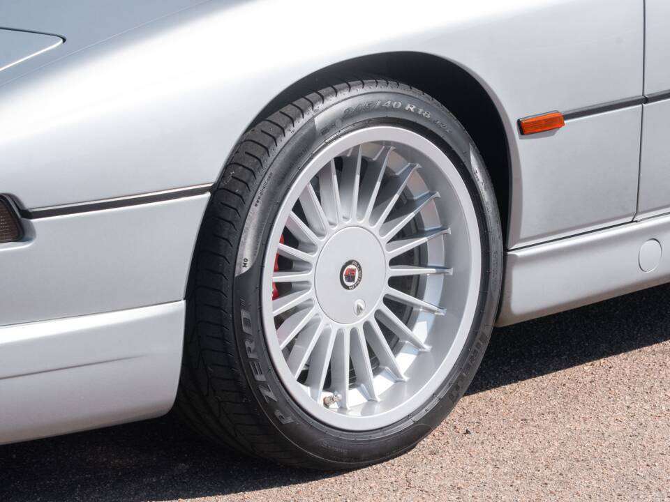 Image 13/50 de BMW 850CSi (1995)