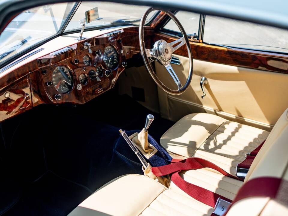 Image 4/50 of Jaguar XK 140 FHC (1955)