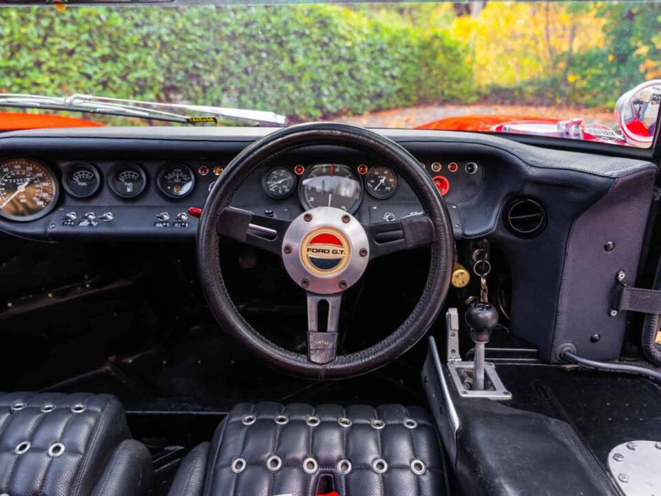 Immagine 37/44 di Ford GT40 (1966)