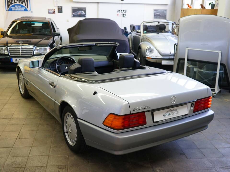 Image 6/38 of Mercedes-Benz 500 SL (1991)