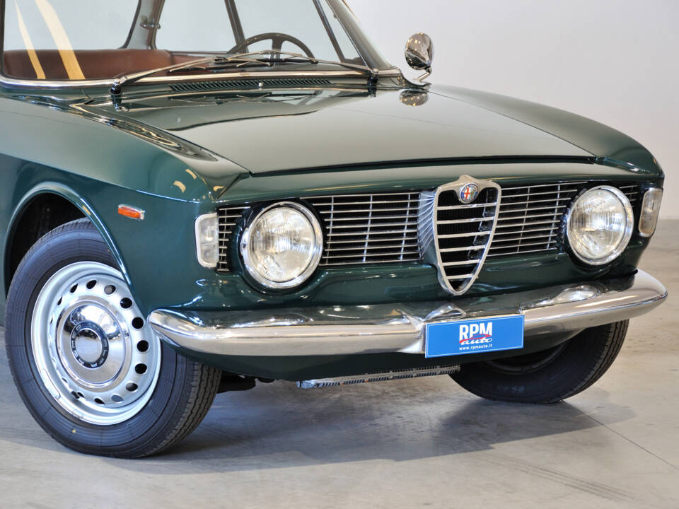 Image 12/65 of Alfa Romeo Giulia 1600 Sprint GT (1964)