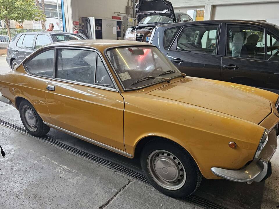 Image 15/20 of FIAT 850 Sport Coupe (1968)