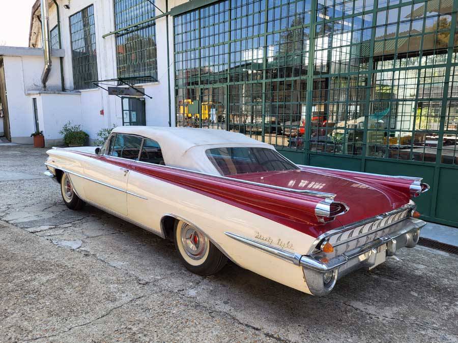 Image 8/44 of Oldsmobile 98 Convertible (1959)
