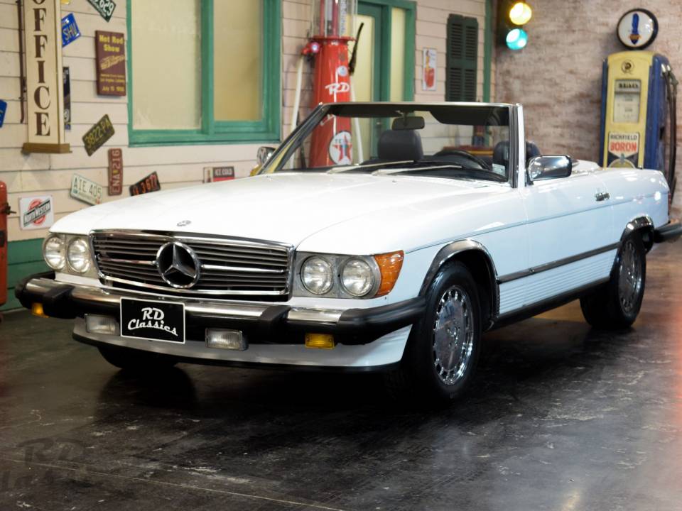 Bild 1/32 von Mercedes-Benz 560 SL (1987)