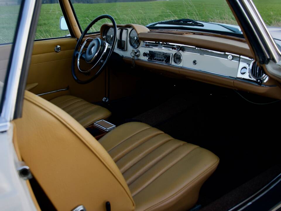 Image 12/20 of Mercedes-Benz 230 SL (1964)