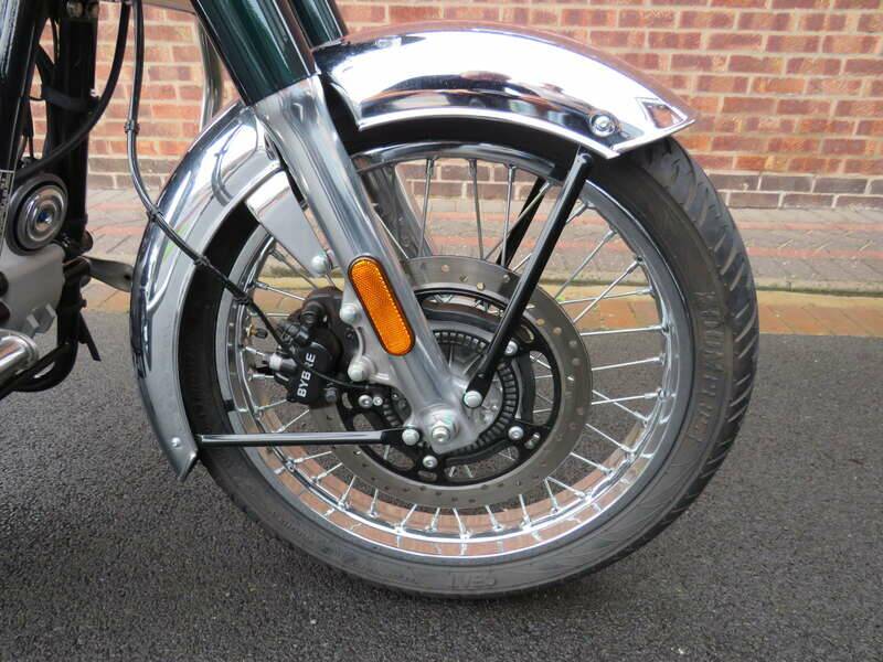 Image 30/41 of Royal Enfield Classic 350 (2025)