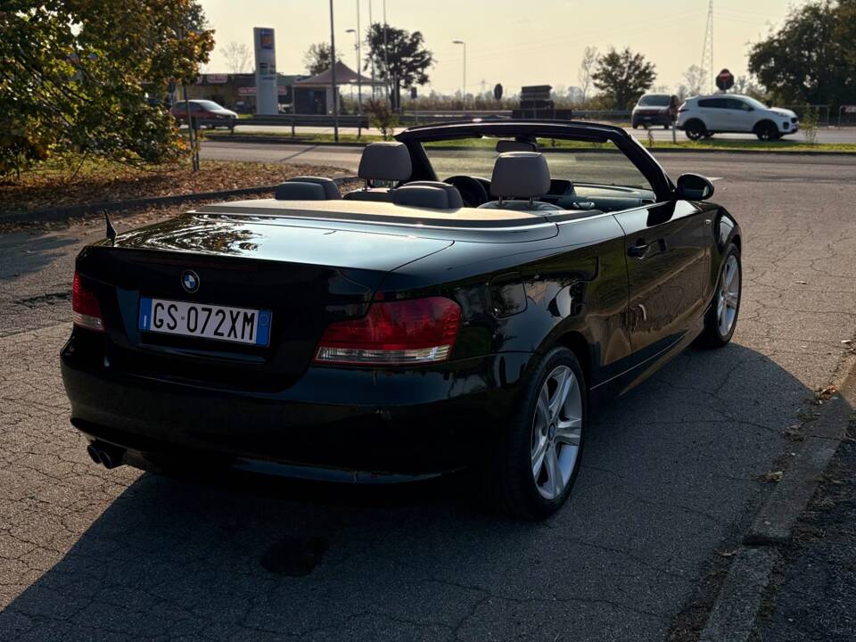 Bild 7/13 von BMW 125i (2009)