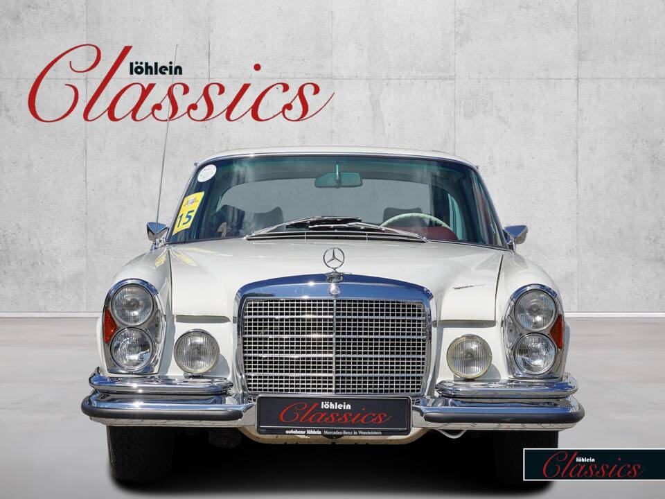 Image 5/29 de Mercedes-Benz 280 SE 3,5 (1971)