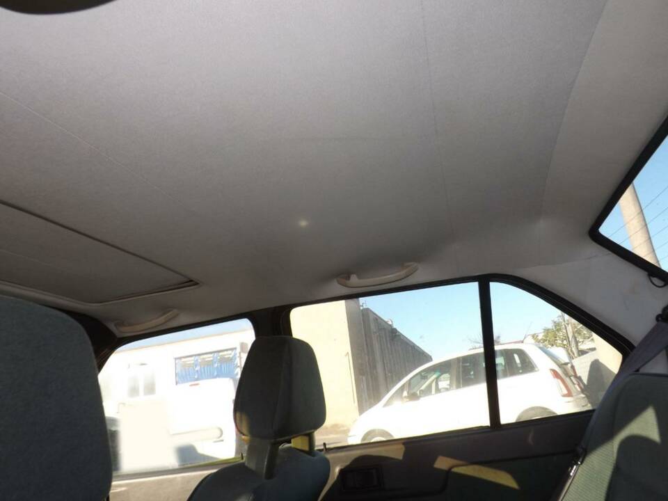 Immagine 26/50 di Volvo 360 GLE (1986)