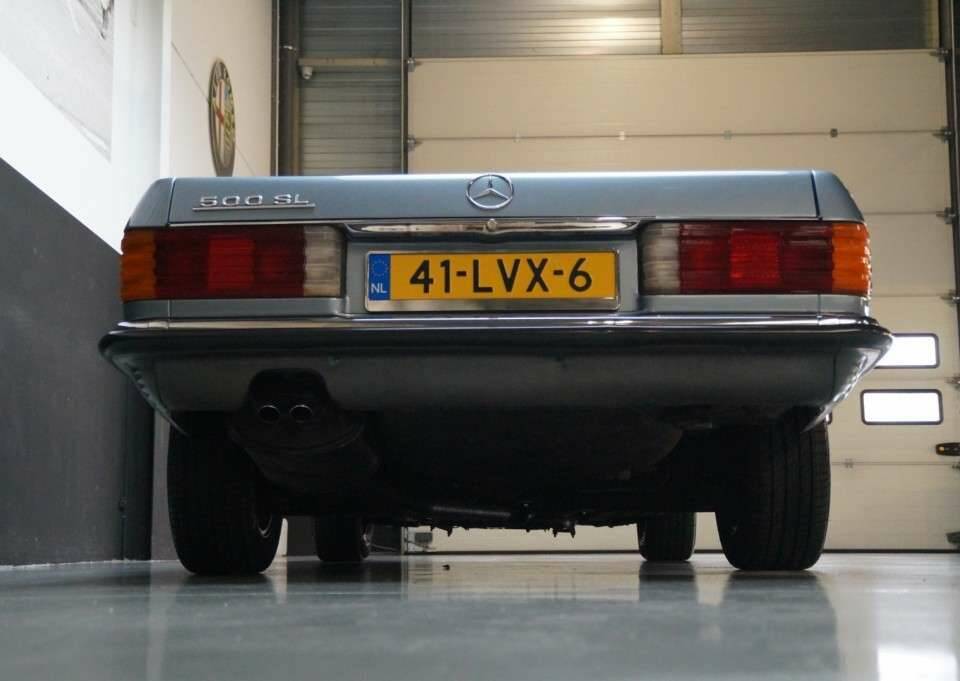 Image 25/41 of Mercedes-Benz 500 SL (1986)