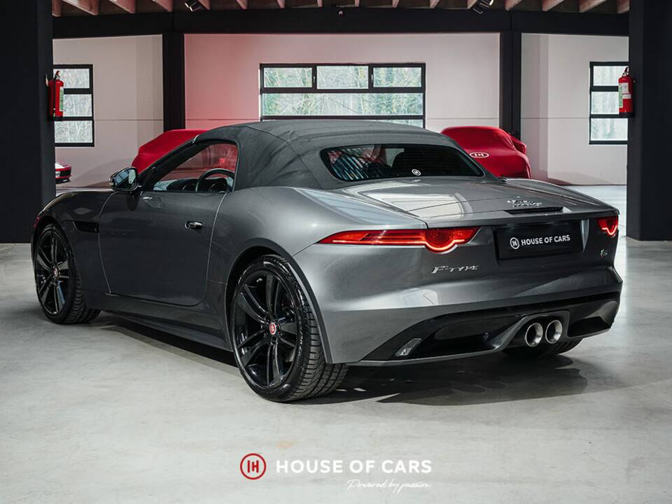 Bild 9/25 von Jaguar F-Type S (2015)