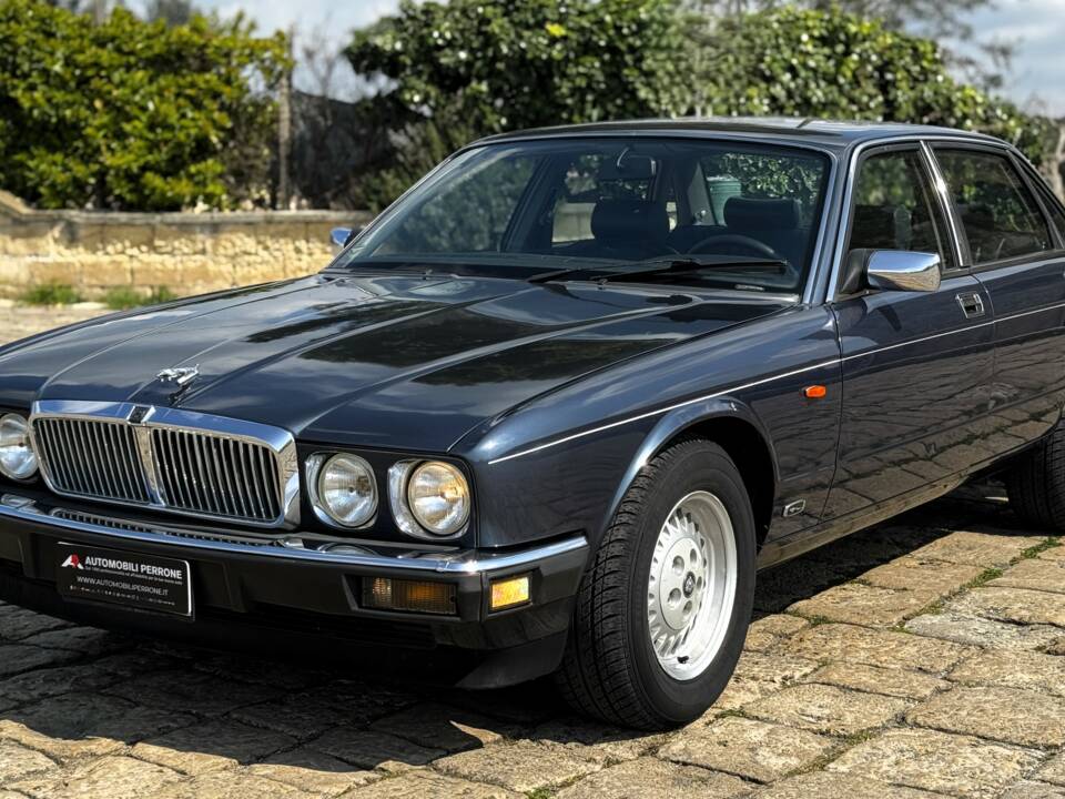 Imagen 5/33 de Jaguar XJ6 3.2 (1990)
