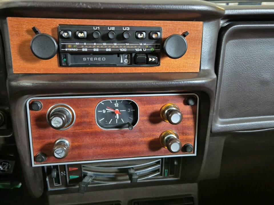 Image 28/66 de Lancia Beta Spider 2000 (1978)