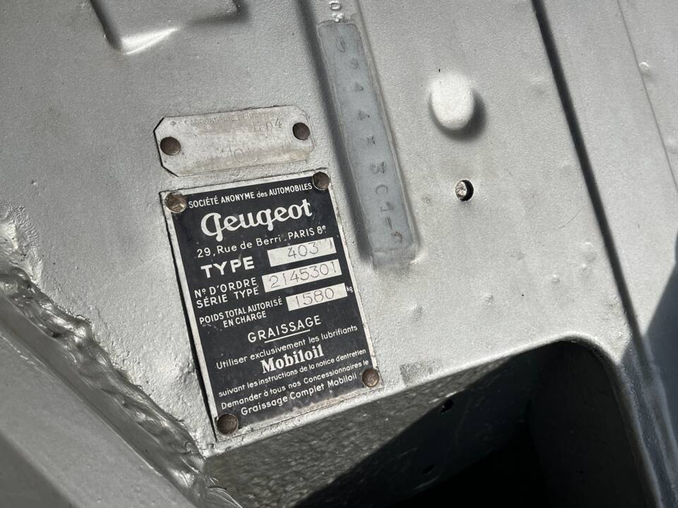 Immagine 17/87 di Peugeot 403 Cabriolet (1958)