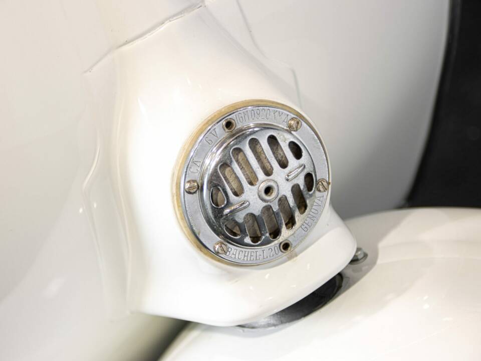 Immagine 32/50 di Piaggio Vespa 50 SS (1966)