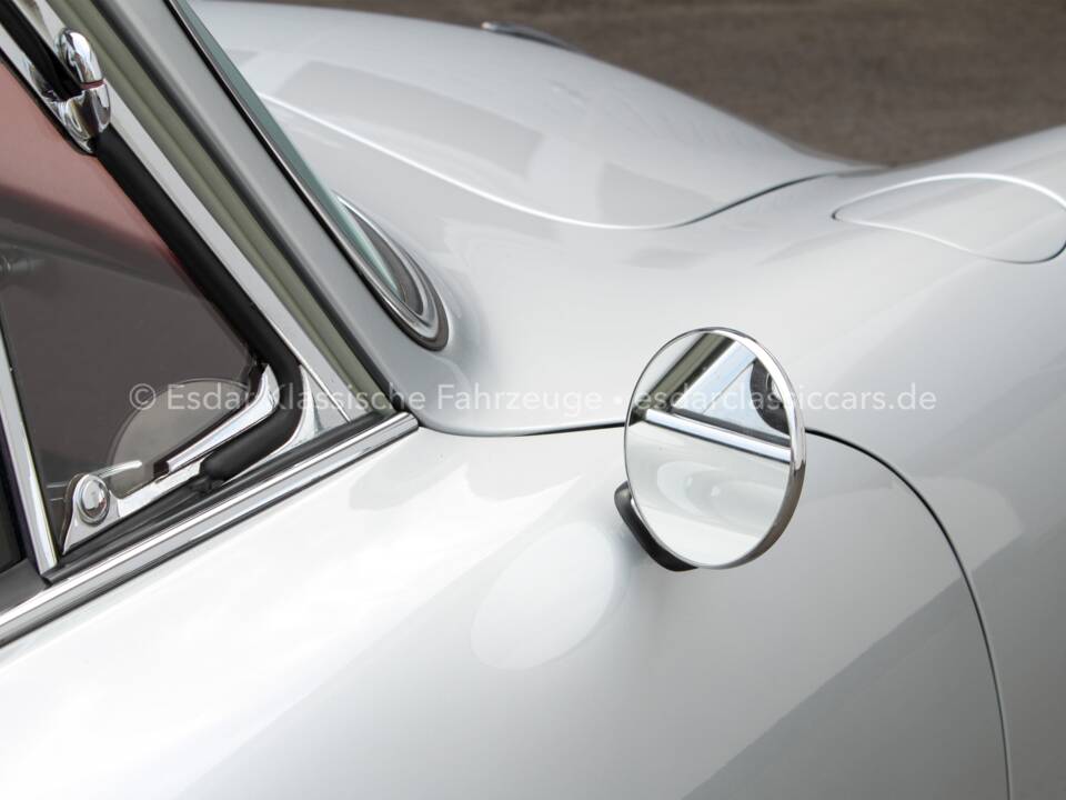 Afbeelding 13/42 van Porsche 356 B 1600 (1962)