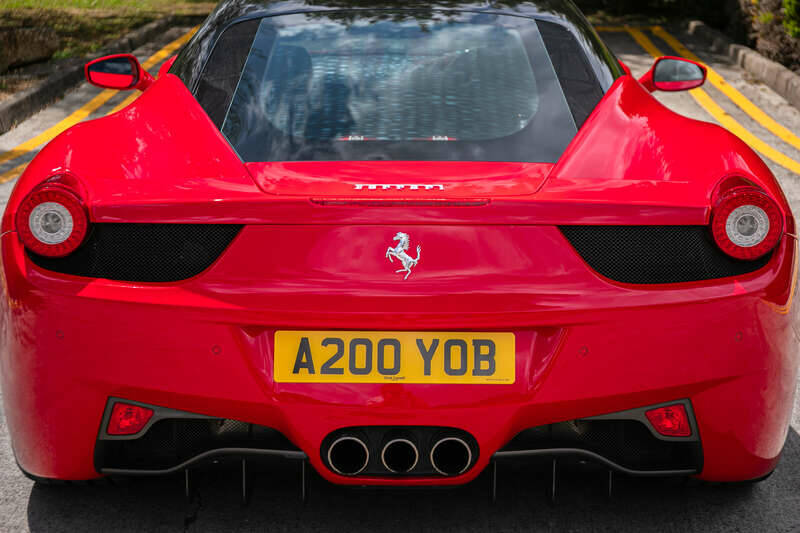 Image 47/50 of Ferrari 458 Italia (2012)