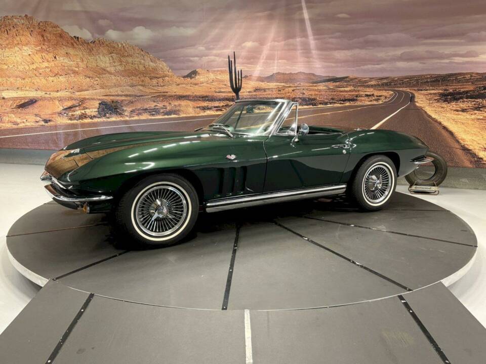 Bild 5/35 von Chevrolet Corvette Sting Ray Convertible (1965)