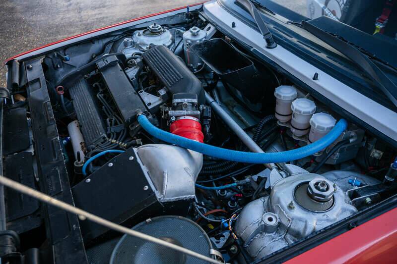 Afbeelding 3/50 van Lancia Delta HF Integrale Evoluzione I "Martini 5" (1989)