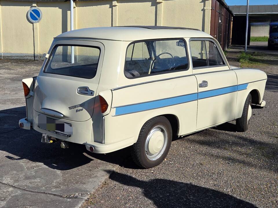 Immagine 3/38 di Trabant 600 Camping (1964)