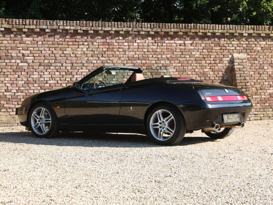 Obraz 25/50 pojazdu Alfa Romeo Spider 3.2 V6 24V (2003)