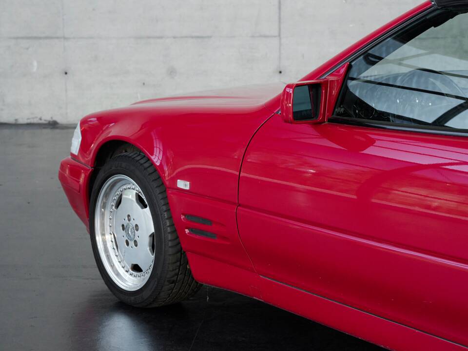 Image 16/50 de Mercedes-Benz SL 500 (1996)