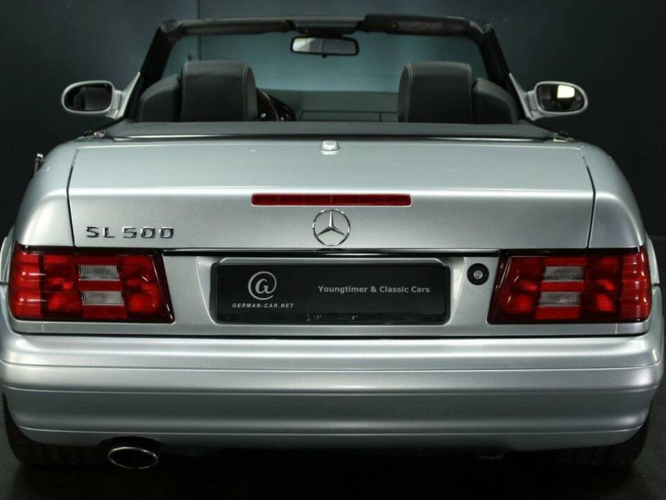 Image 5/49 of Mercedes-Benz SL 500 (2001)