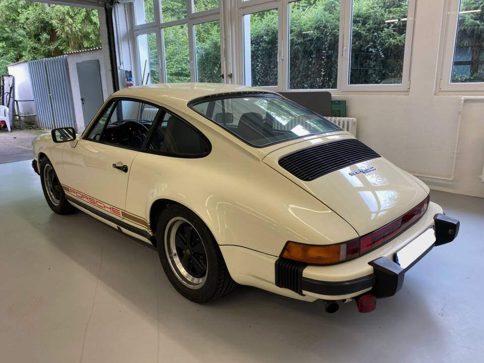 Immagine 3/23 di Porsche 911 SC 3.0 (1981)