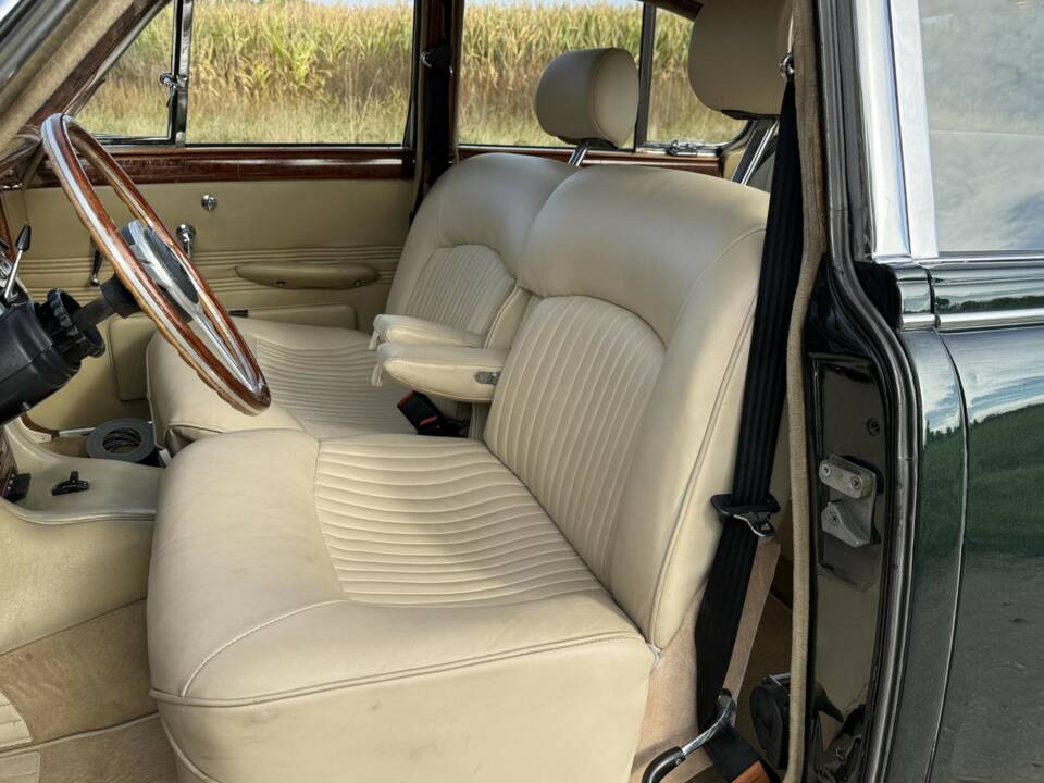 Bild 10/22 von Jaguar S-Type 3.8 (1968)