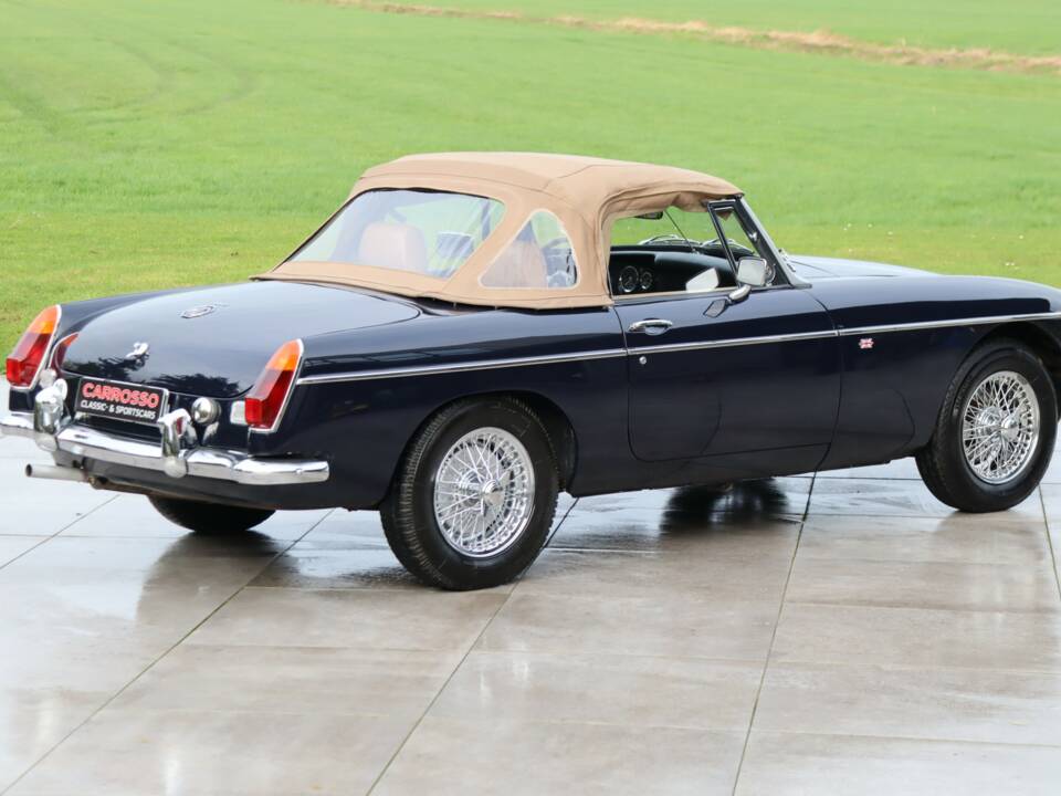 Afbeelding 47/50 van MG MGB (1973)