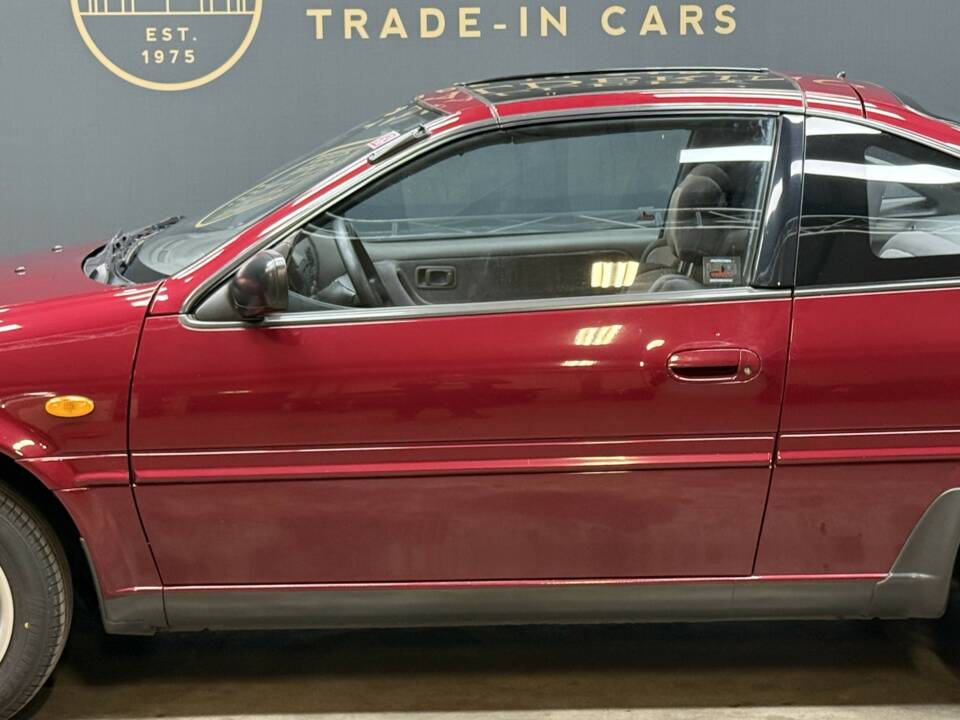 Image 21/50 of Nissan 100 NX (1994)