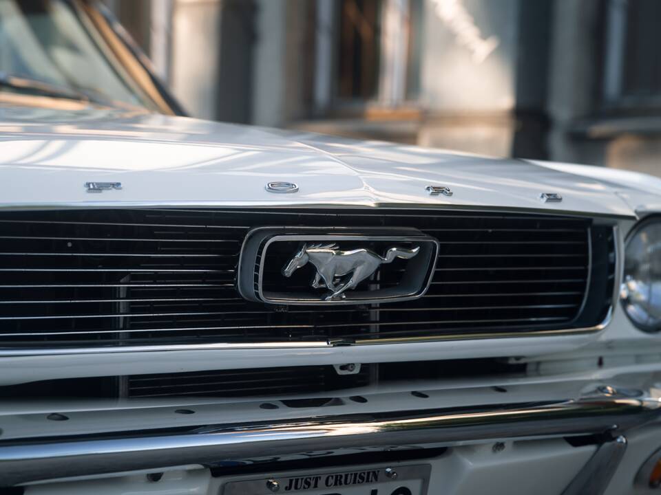 Image 8/53 of Ford Mustang 200 (1966)