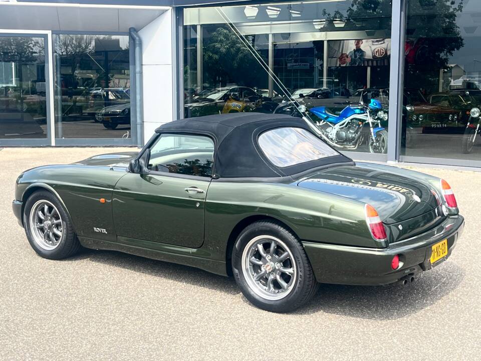 Bild 7/41 von MG RV8 (1994)