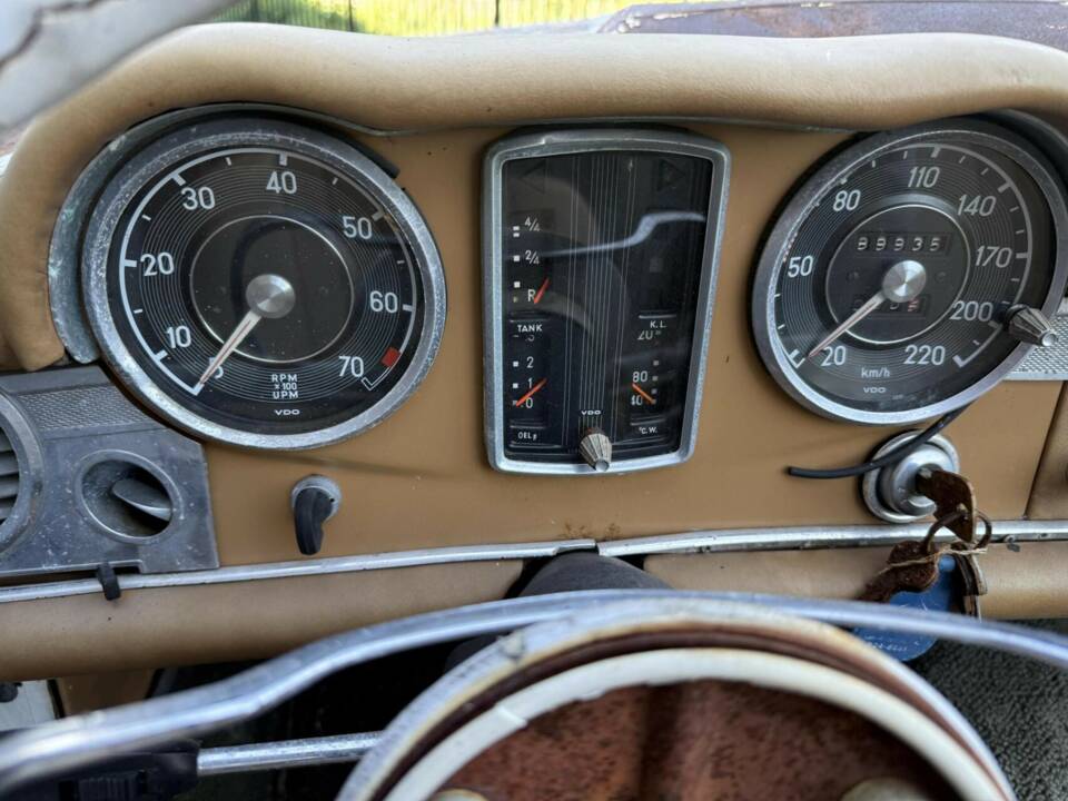 Image 29/50 de Mercedes-Benz 230 SL (1964)