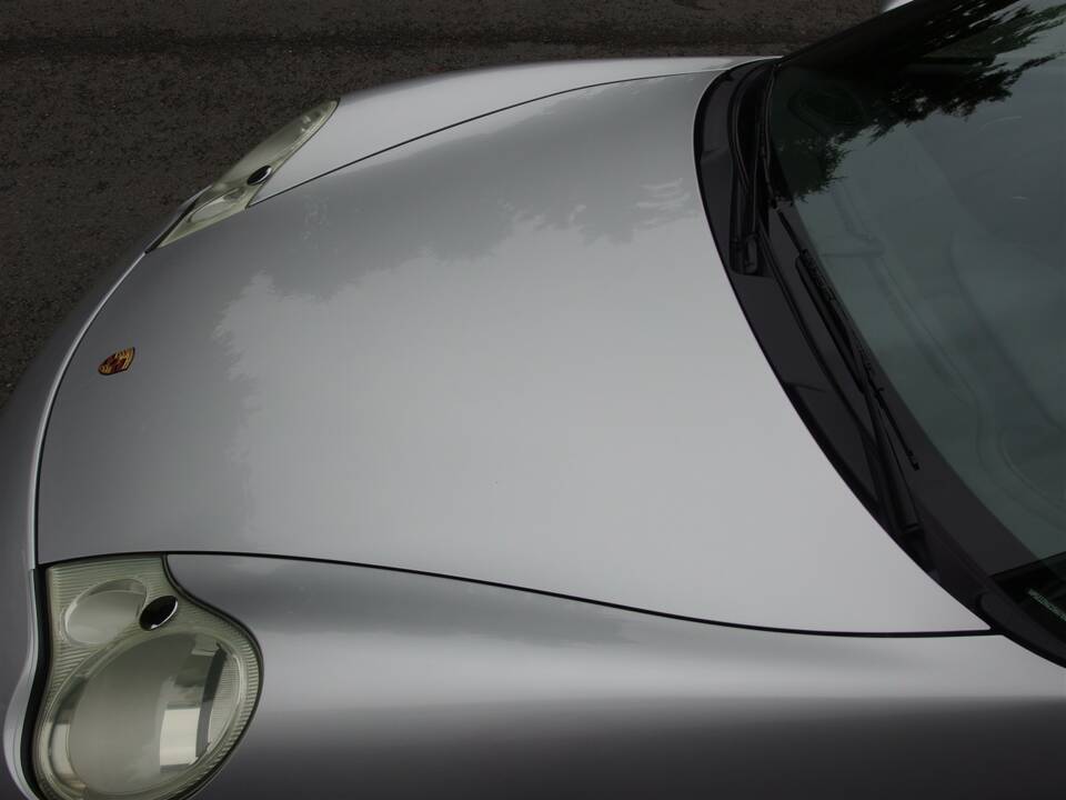 Bild 13/100 von Porsche 911 Carrera 4S (2002)