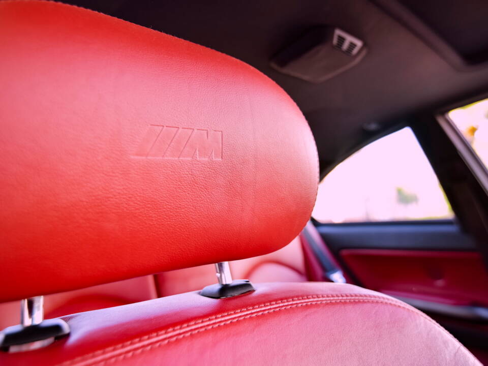 Immagine 20/61 di BMW M3 (2005)