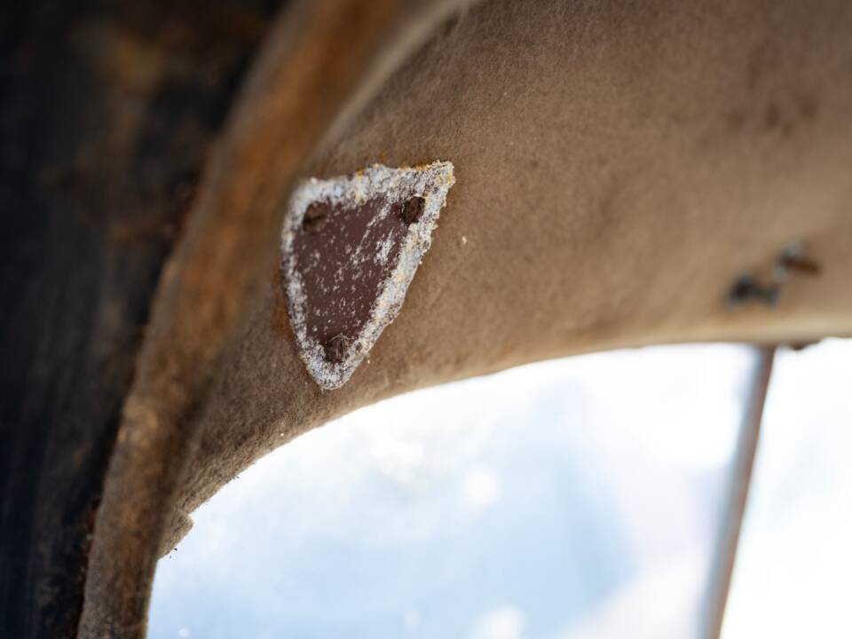 Image 90/134 of Ford V8 (1937)