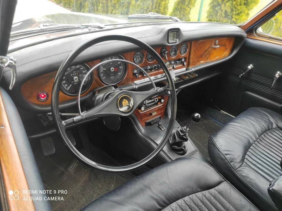 Image 8/15 of Jaguar 420 (1967)
